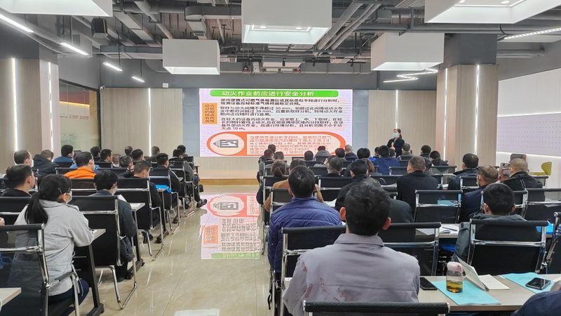 成人教育毕业证样本批发：揭秘价格背后的秘密