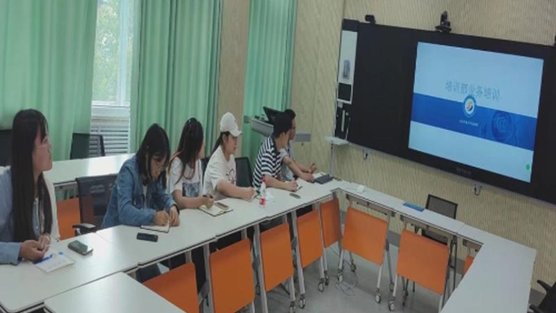 小标题：营养师资格证的重要性