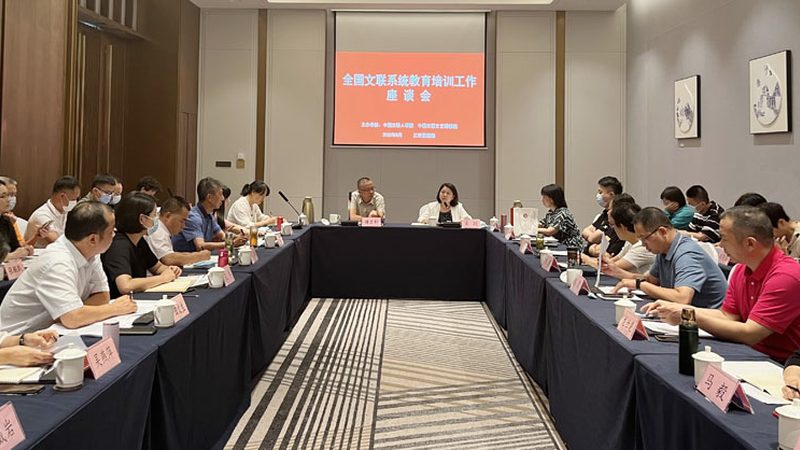 叉车培训报名条件及费用揭秘：如何选择合适的叉车培训课程